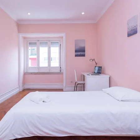 Apartment Houze 7 Bedroom Apartment In Charming Lapa Lissabon